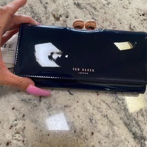 Ted Baker Bobble Manitee wallet